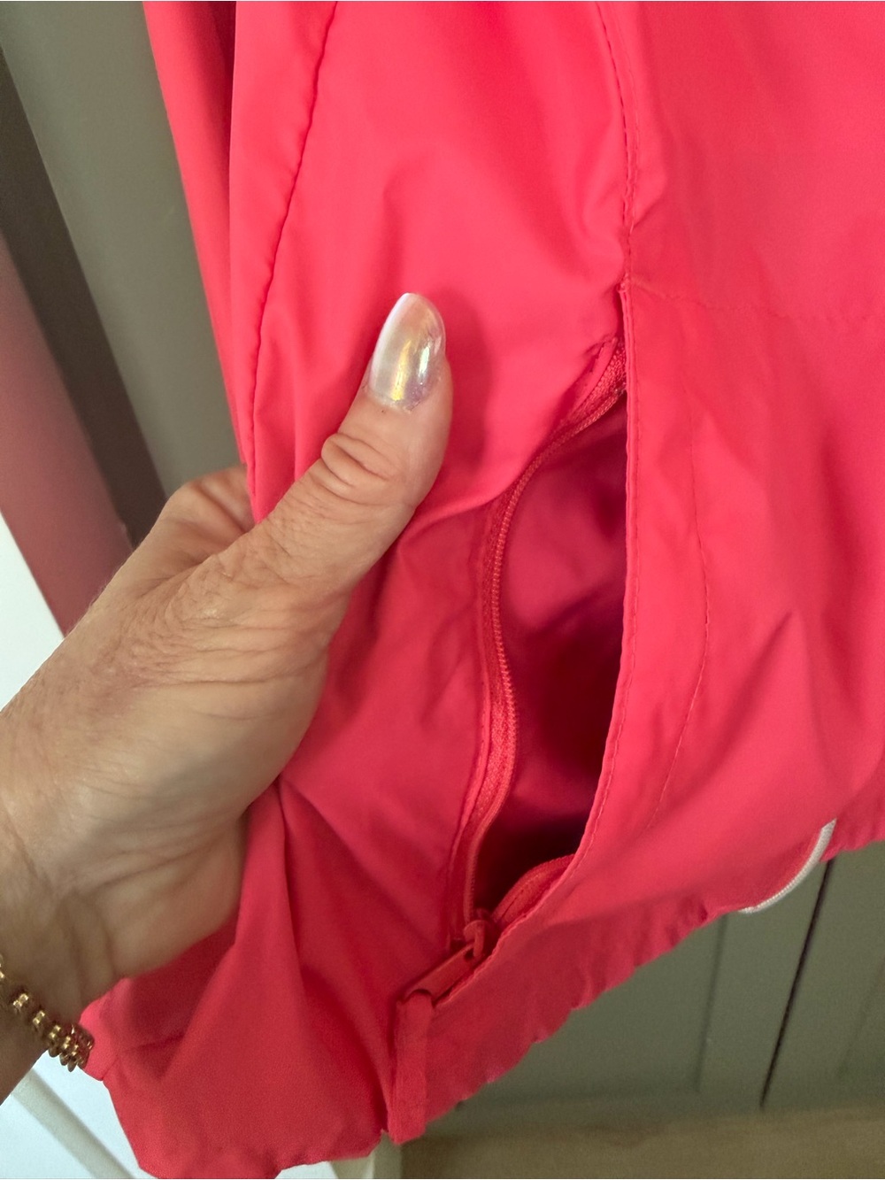 Columbia Hot Pink Hooded Rain Jacket - Picture 5 of 5
